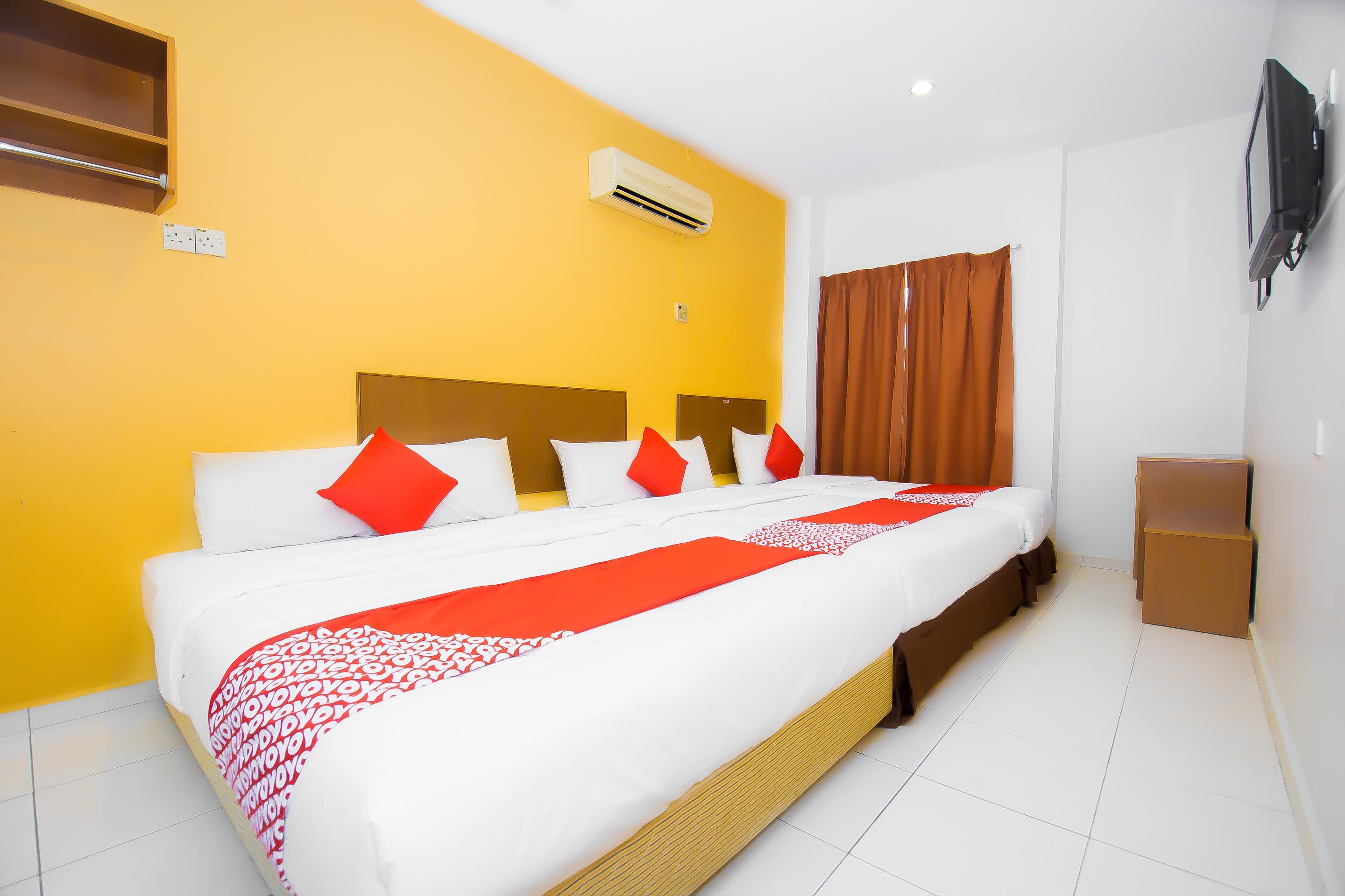 Oyo 582 Hotel Walk Inn Kampong Pasir Puteh  Eksteriør billede
