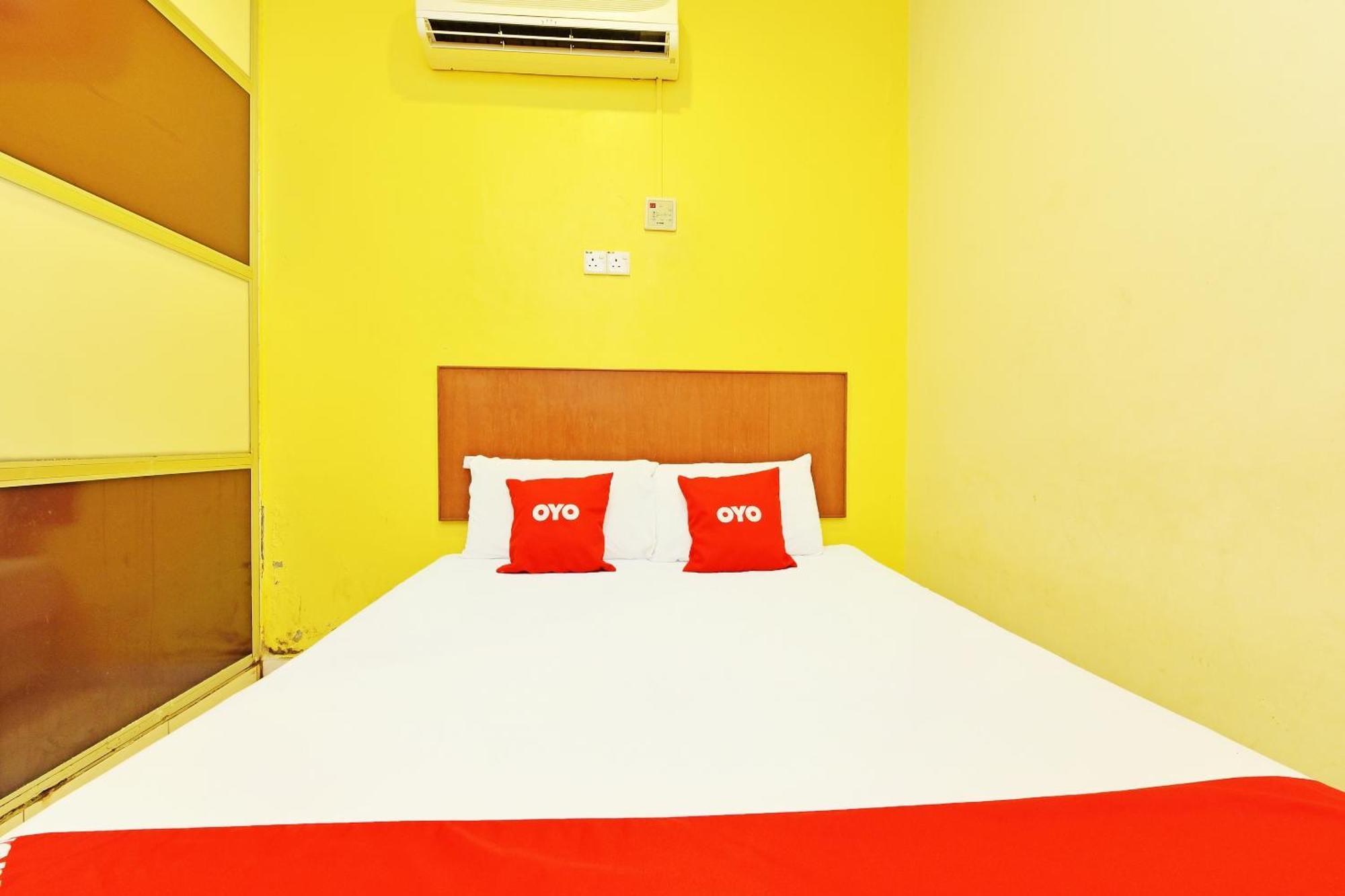 Oyo 582 Hotel Walk Inn Kampong Pasir Puteh  Eksteriør billede