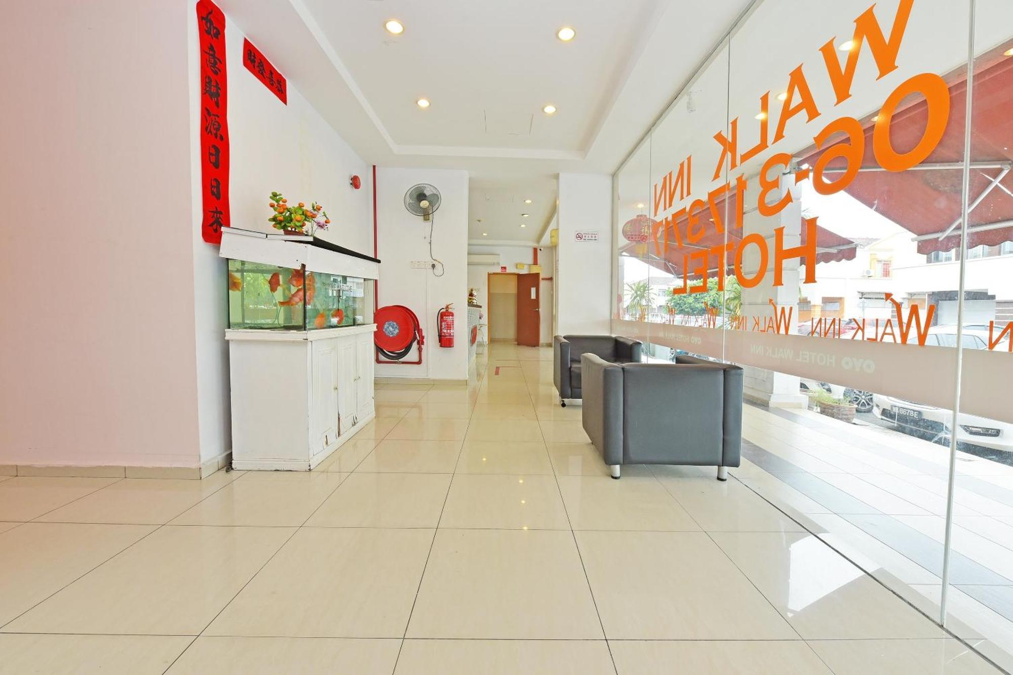 Oyo 582 Hotel Walk Inn Kampong Pasir Puteh  Eksteriør billede