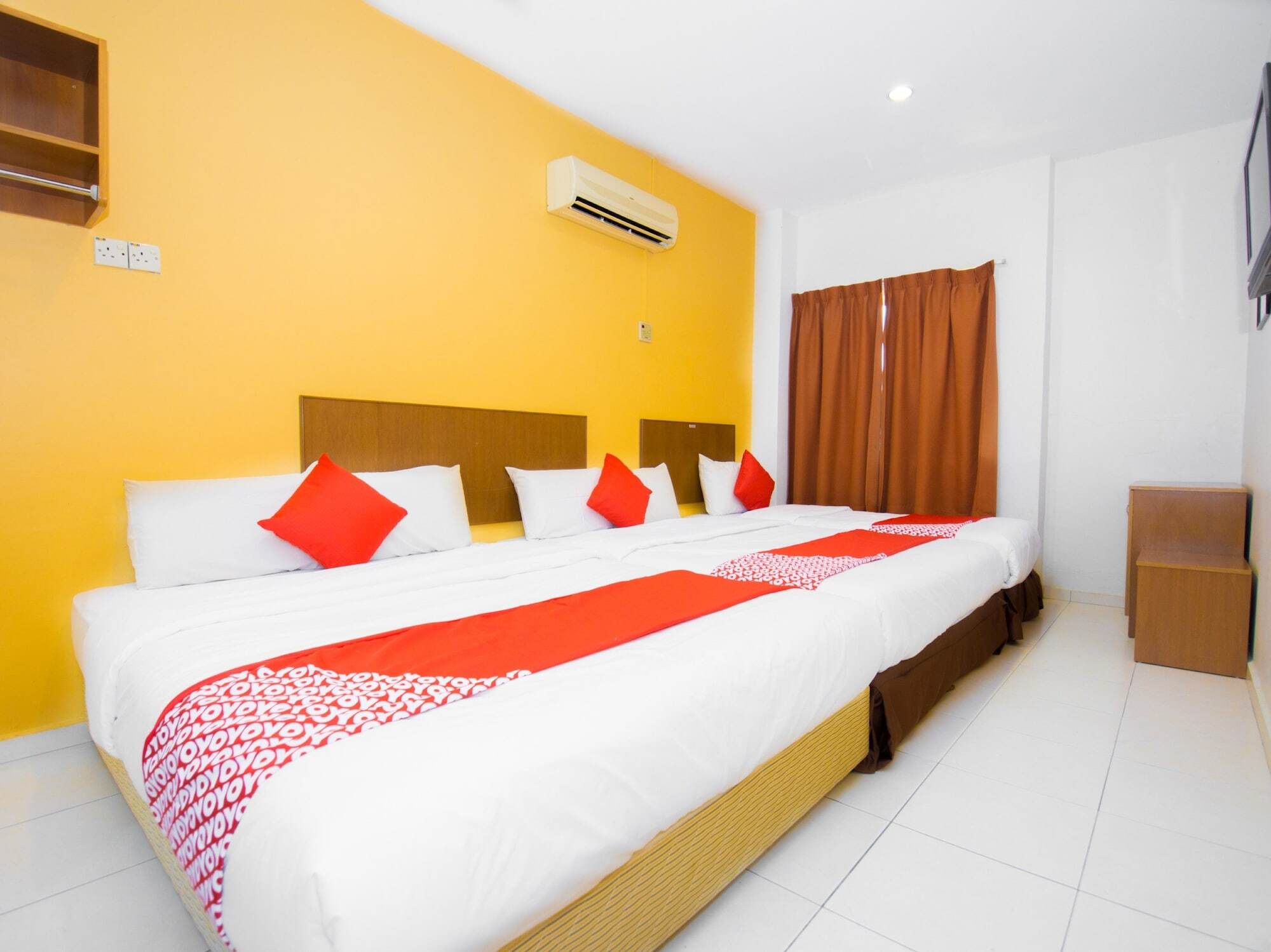 Oyo 582 Hotel Walk Inn Kampong Pasir Puteh  Eksteriør billede